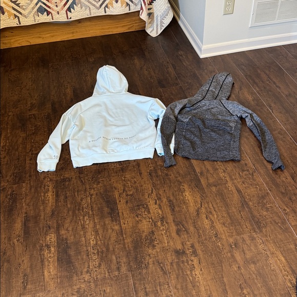 Fabletics bundle - Picture 6 of 12